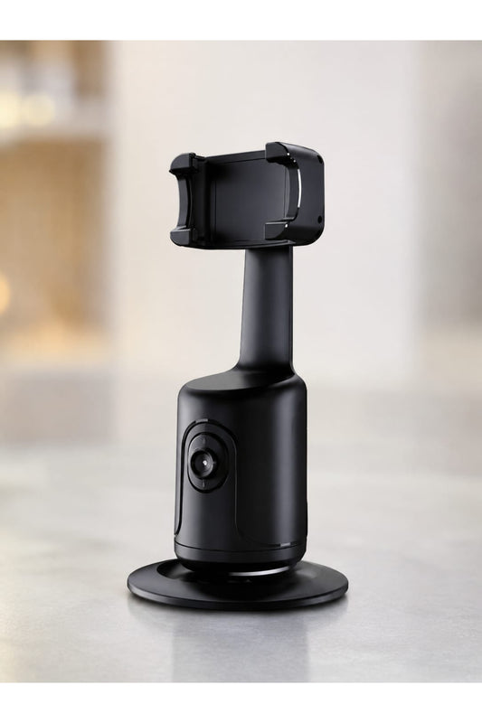 Smartphone Holder with Integrated Webcam for Video Calls and Content Creation